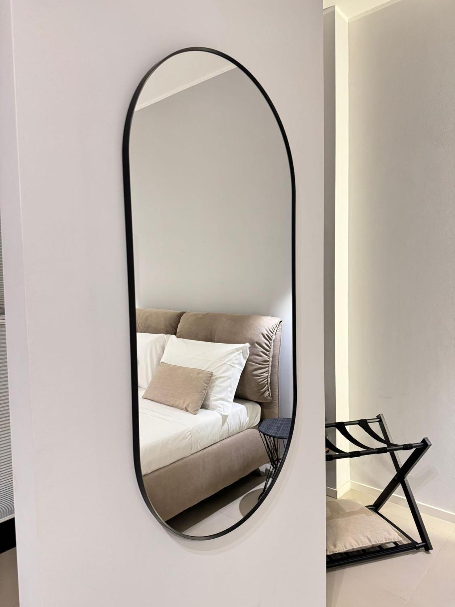 Luxury Apartment - Suite Cavour Bari Luaran gambar